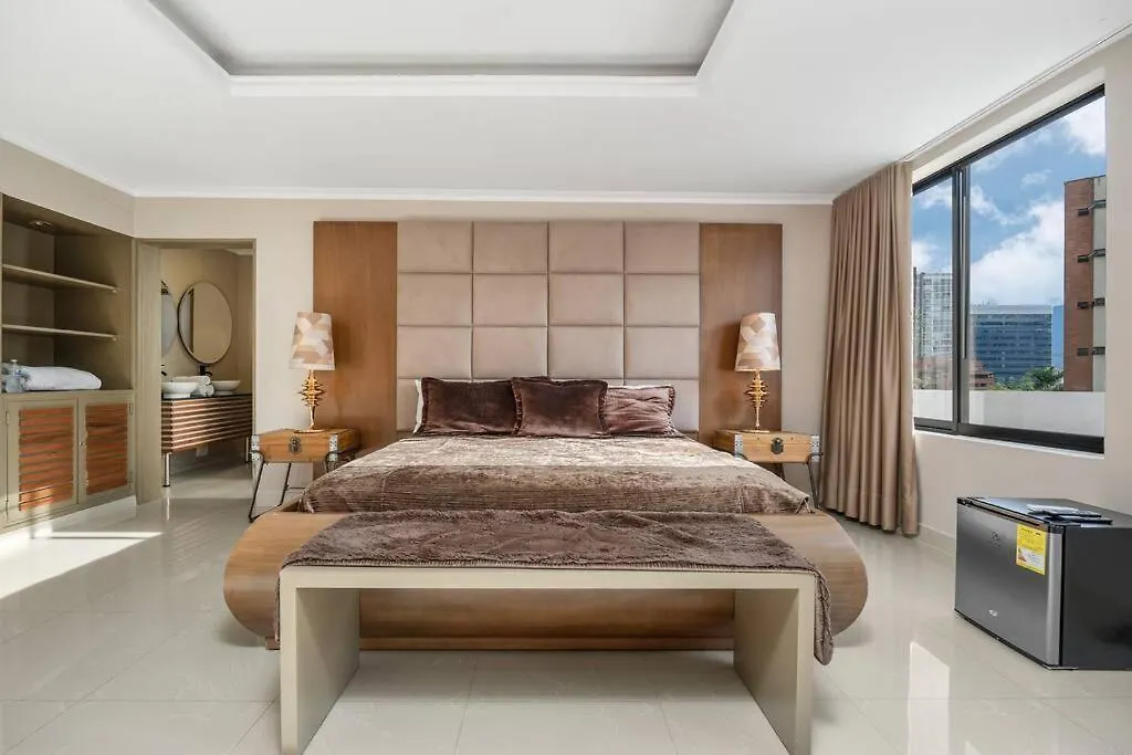 White House Poblado Villa Medellin 0*,  Colombia