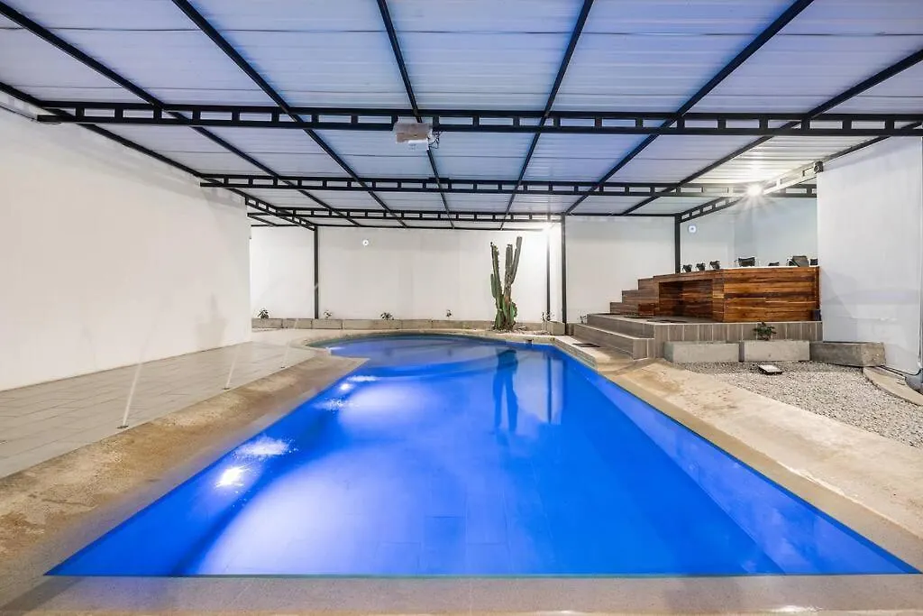 Villa White House Poblado à Medellín Colombie