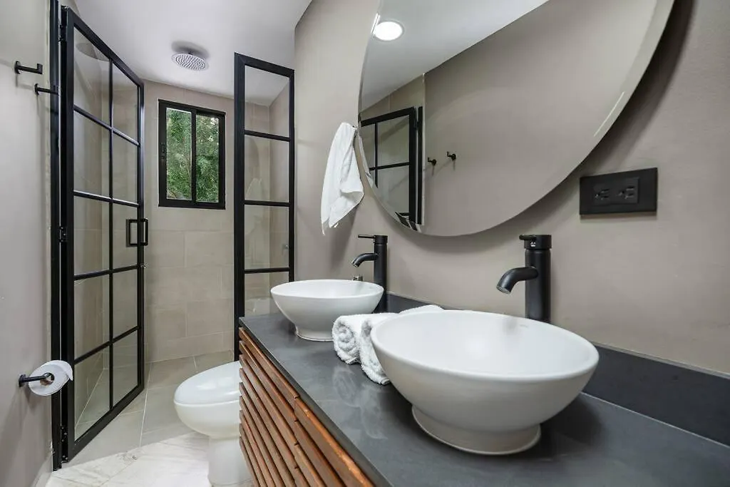 Villa White House Poblado à Medellín Hébergement de vacances